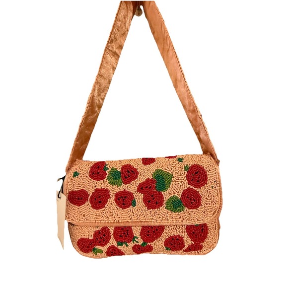 NWT‎ TikTok Viral Sincerely Jules Hand Beaded Pink Strawberry Shoulder Bag - Picture 1 of 3